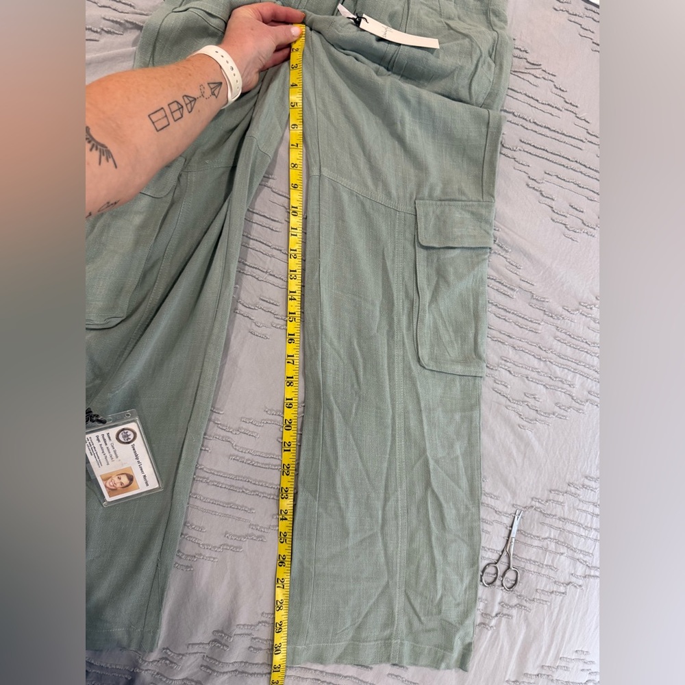 Thread & Supply Light Green Cargo Pants Small NWT - Picture 12 of 12